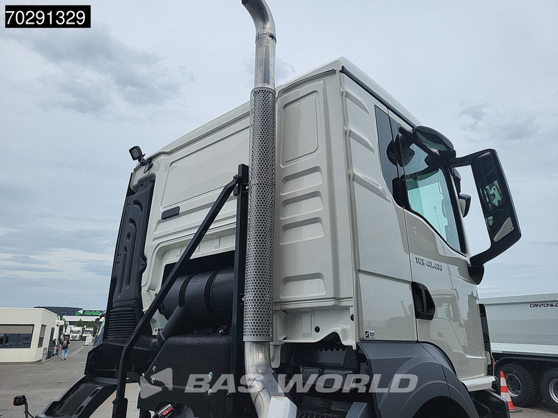 MAN TGS 40.400 6X4 NEW 6x4 chassis PTO Preparation Steelsuspension Big-Axle Automatic Euro 2 - Kamion sa golom šasijom i zatvorenom kabinom: slika 3 MAN TGS 40.400 6X4 NEW 6x4 chassis PTO Preparation Steelsuspension Big-Axle Automatic Euro 2 - Kamion sa golom šasijom i zatvorenom kabinom: slika 3