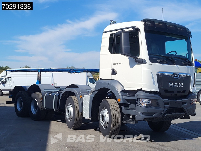MAN TGS 41.400 8X4 New! Steelsuspension Big-Axle Manual Euro 2 - Kamion sa golom šasijom i zatvorenom kabinom: slika 3 MAN TGS 41.400 8X4 New! Steelsuspension Big-Axle Manual Euro 2 - Kamion sa golom šasijom i zatvorenom kabinom: slika 3