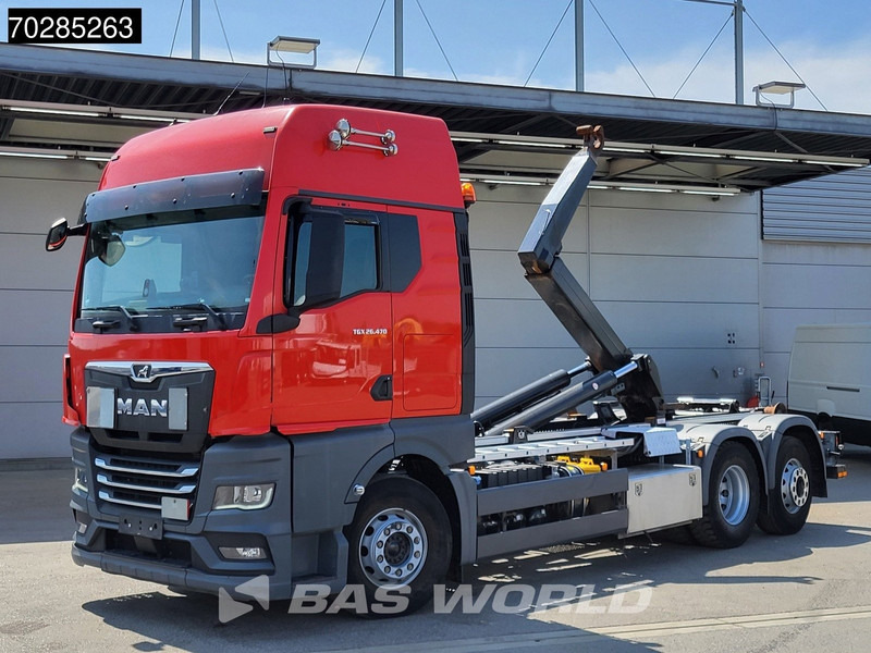 MAN TGX 26.470 TGX 6X2 21 Tonnes VDL hooklift Retarder Lift+Lenkachse ACC Navi Euro 6 - Kamion sa hidrauličnom kukom: slika 2 MAN TGX 26.470 TGX 6X2 21 Tonnes VDL hooklift Retarder Lift+Lenkachse ACC Navi Euro 6 - Kamion sa hidrauličnom kukom: slika 2