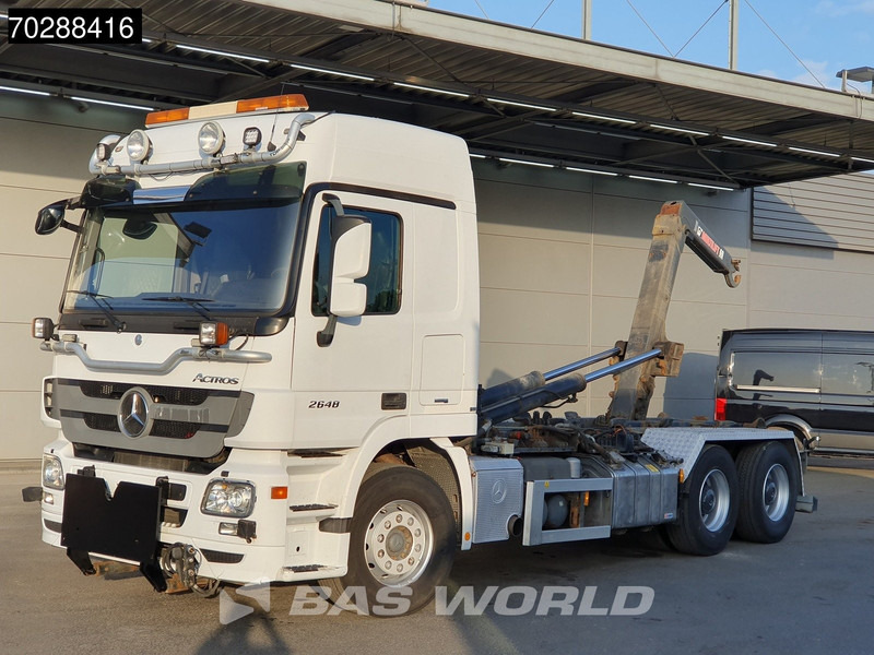 Mercedes-Benz Actros 2648 Actros 6X4 HIAB XR20SL56 Hooklift Big-Axle Automatic Euro 5 - Kamion sa hidrauličnom kukom: slika 3 Mercedes-Benz Actros 2648 Actros 6X4 HIAB XR20SL56 Hooklift Big-Axle Automatic Euro 5 - Kamion sa hidrauličnom kukom: slika 3