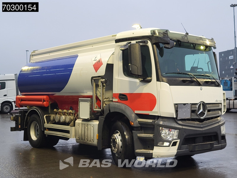 Mercedes-Benz Antos 1824 4X2 13500ltr Fuel tanker 4 comparments ADR Automatic Euro 6 - Kamion cisterna: slika 3 Mercedes-Benz Antos 1824 4X2 13500ltr Fuel tanker 4 comparments ADR Automatic Euro 6 - Kamion cisterna: slika 3