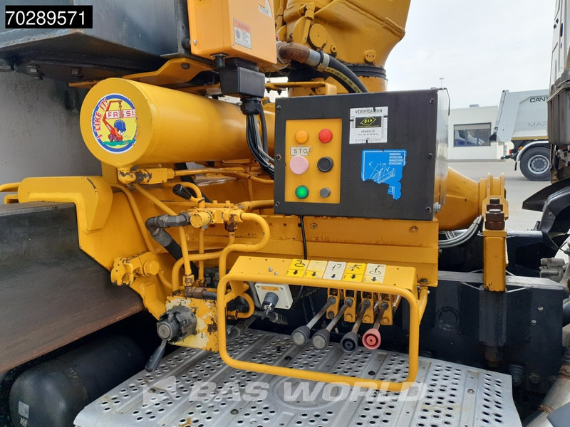 Kamion sa tovarnim sandukom, Kamion sa dizalicom Mercedes-Benz Antos 2542 6X2 Fassi F330A023 Crane Kran Hydraulic ramps Retarder Lift+steering Euro 6: slika 20