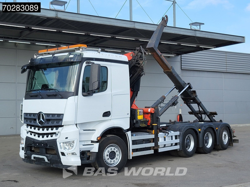 Mercedes-Benz Arocs 3245 Actros 8X4 Palfinger PK22002 EH Crane 17tons hooklift Big-Axle Lift+Lenkachse Navi Euro 6 - Kamion sa hidrauličnom kukom, Kamion sa dizalicom: slika 5 Mercedes-Benz Arocs 3245 Actros 8X4 Palfinger PK22002 EH Crane 17tons hooklift Big-Axle Lift+Lenkachse Navi Euro 6 - Kamion sa hidrauličnom kukom, Kamion sa dizalicom: slika 5