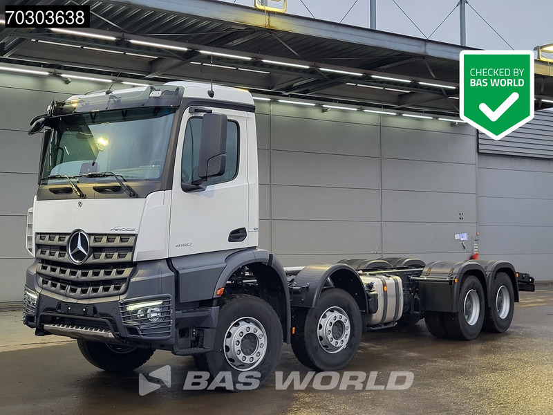 Mercedes-Benz Arocs 4140 8X4 NEW! Chassis Automatic Steelsuspension Euro 5 - Kamion sa golom šasijom i zatvorenom kabinom: slika 1 Mercedes-Benz Arocs 4140 8X4 NEW! Chassis Automatic Steelsuspension Euro 5 - Kamion sa golom šasijom i zatvorenom kabinom: slika 1