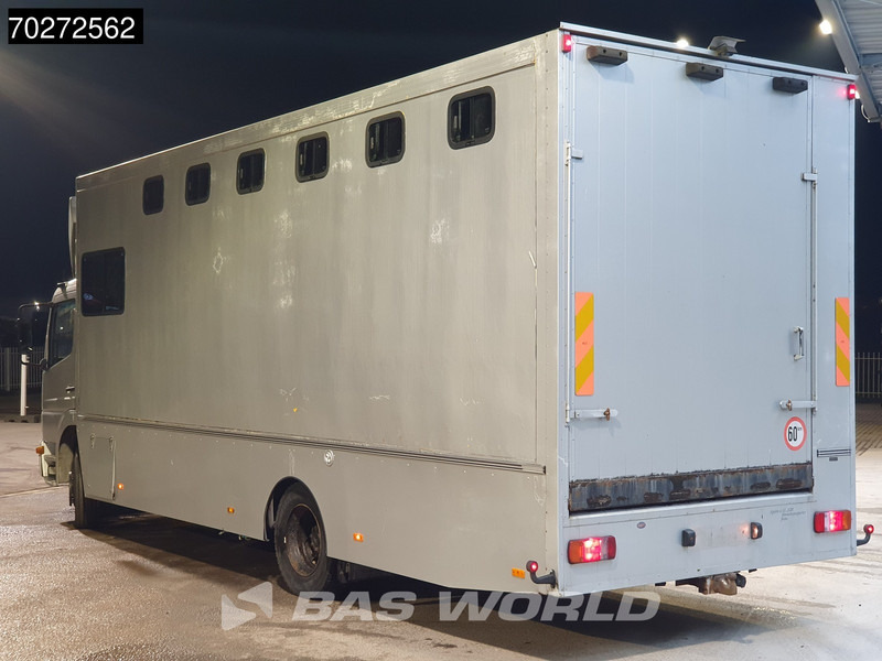 Mercedes-Benz Atego 1217 4X2 Horse truck 6 horses Manual Steelsuspension Euro 2 - Kamion za prevoz konja: slika 2 Mercedes-Benz Atego 1217 4X2 Horse truck 6 horses Manual Steelsuspension Euro 2 - Kamion za prevoz konja: slika 2
