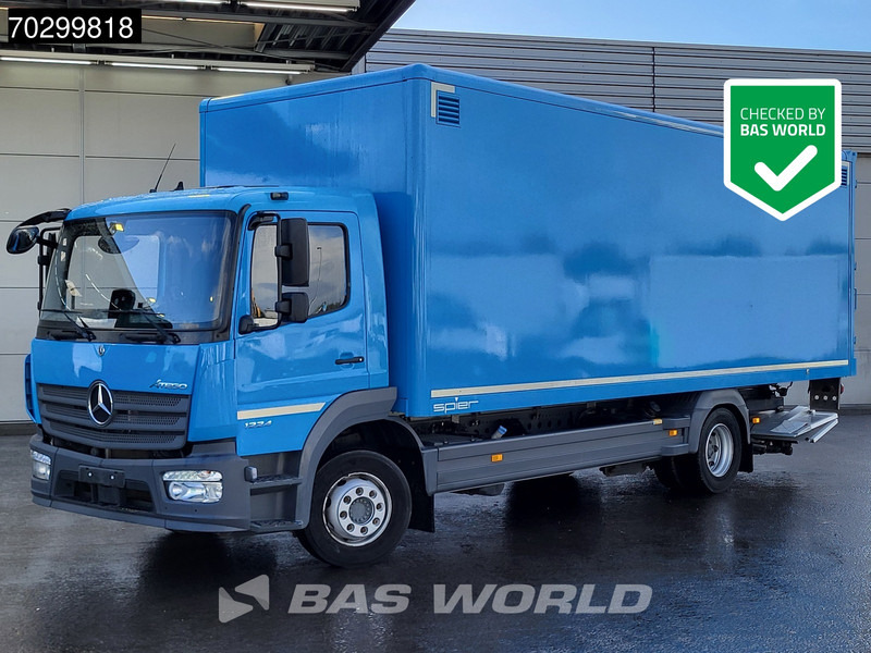 Mercedes-Benz Atego 1224 4X2 1500kg Ladebordwand Automatic Euro 6 - Kamion sa zatvorenim sandukom: slika 1 Mercedes-Benz Atego 1224 4X2 1500kg Ladebordwand Automatic Euro 6 - Kamion sa zatvorenim sandukom: slika 1