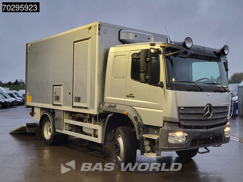 Mercedes-Benz Atego 1330 4X4 4x4 Steelsuspension 1500kg Ladebordwand Automatic Euro 6 - Kamion sa zatvorenim sandukom: slika 3 Mercedes-Benz Atego 1330 4X4 4x4 Steelsuspension 1500kg Ladebordwand Automatic Euro 6 - Kamion sa zatvorenim sandukom: slika 3