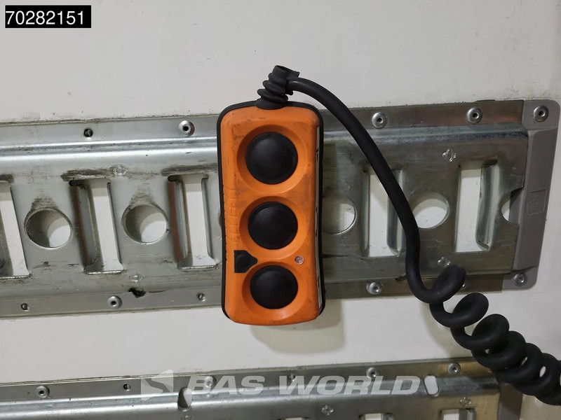 Hladnjača Mercedes-Benz Atego 1524 Atego 4X2 Thermo King T-1200R 6-Cylinder Automatic Euro 6: slika 9 Hladnjača Mercedes-Benz Atego 1524 Atego 4X2 Thermo King T-1200R 6-Cylinder Automatic Euro 6: slika 9