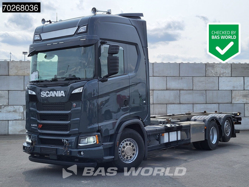 Scania S540 6X2 Retarder Euro 6 ACC Navi ADR Euro 6 - Kamion za prevoz kontejnera/ Kamion sa promenjivim sandukom: slika 1 Scania S540 6X2 Retarder Euro 6 ACC Navi ADR Euro 6 - Kamion za prevoz kontejnera/ Kamion sa promenjivim sandukom: slika 1