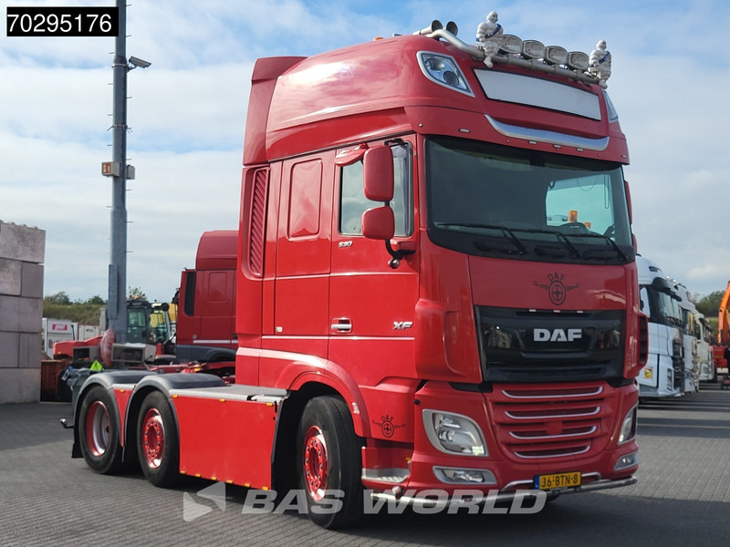 DAF XF 530 6X2 Special Interior! NL-Truck SSC Lift+Lenkachse ACC Navi Euro 6 - Tegljač: slika 3 DAF XF 530 6X2 Special Interior! NL-Truck SSC Lift+Lenkachse ACC Navi Euro 6 - Tegljač: slika 3
