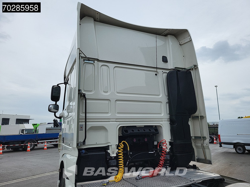 Lizing DAF XF 530 XF 4X2 Retarder 2xTanks Standklima ACC Euro 6 DAF XF 530 XF 4X2 Retarder 2xTanks Standklima ACC Euro 6: slika 11