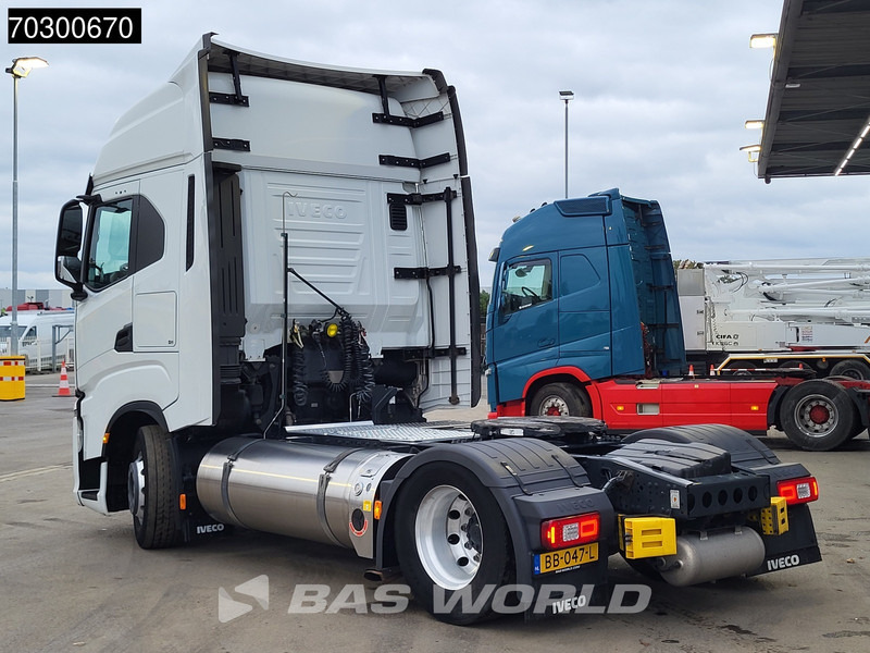 Iveco S-Way 460 4X2 LNG! NL-Truck Retarder 2xTanks Alcoa's Navi Euro 6 - Tegljač: slika 2 Iveco S-Way 460 4X2 LNG! NL-Truck Retarder 2xTanks Alcoa's Navi Euro 6 - Tegljač: slika 2