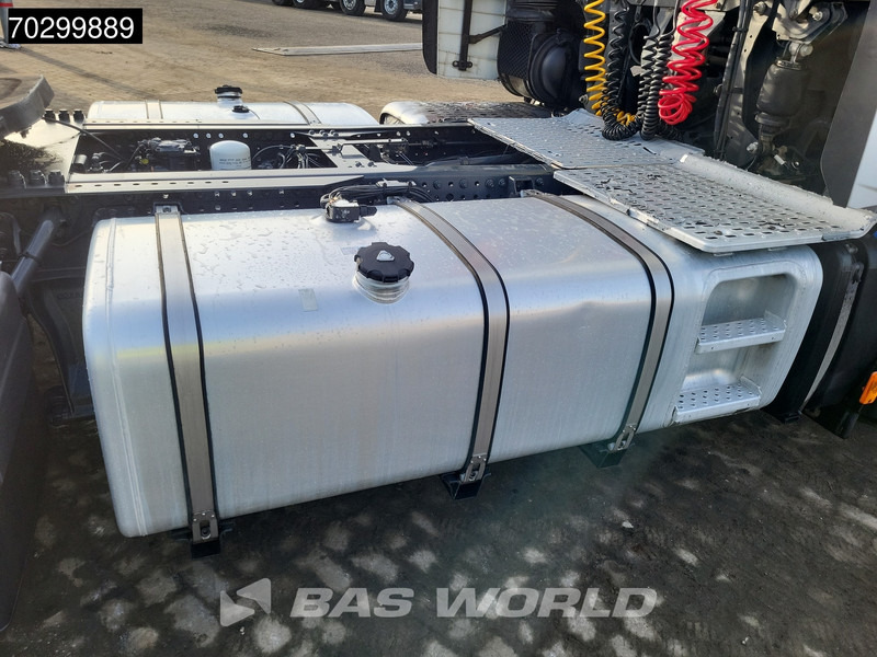 Tegljač Iveco S-Way 460 4X2 Mega Retarder 2xTanks ACC Euro 6: slika 9