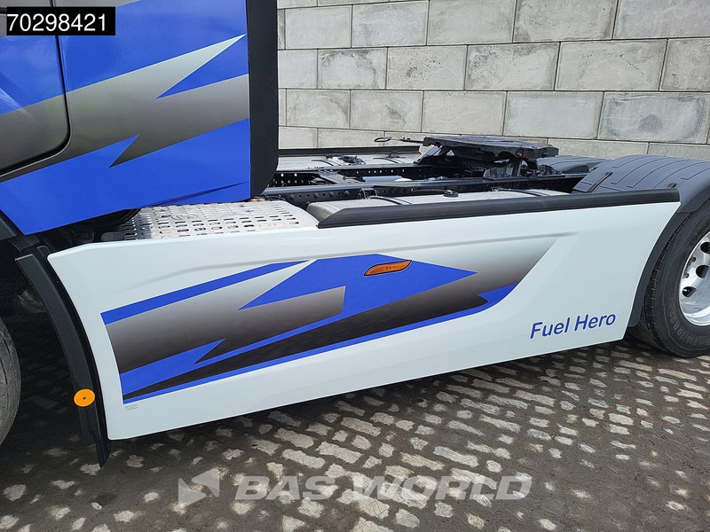 Tegljač Iveco S-Way 490 4X2 Retarder 2x Tanks Standklima Led Euro 6: slika 8 Tegljač Iveco S-Way 490 4X2 Retarder 2x Tanks Standklima Led Euro 6: slika 8