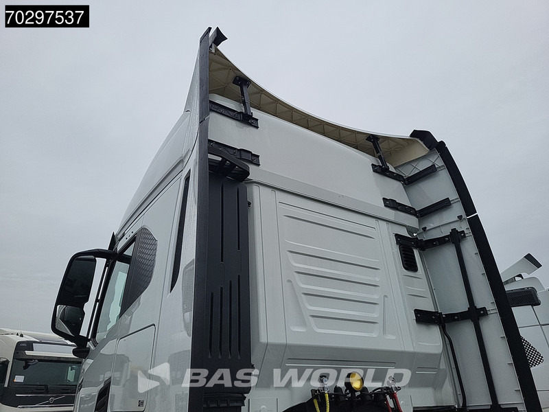 Iveco S-Way 580 4X2 NEW! 2x Tanks Standklima Navi ACC LED Euro 6 - Tegljač: slika 5 Iveco S-Way 580 4X2 NEW! 2x Tanks Standklima Navi ACC LED Euro 6 - Tegljač: slika 5