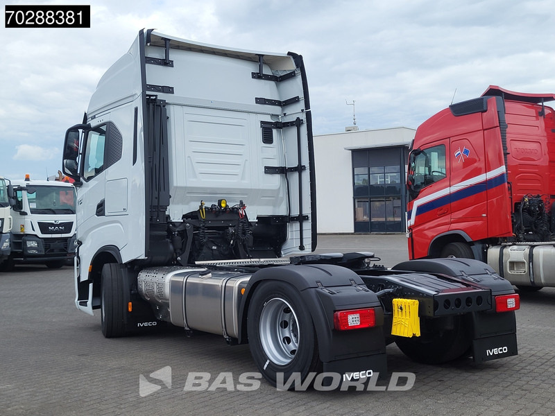 Iveco S-way 580 4X2 Nieuw! 2xTanks Standklima ACC LED Euro 6 - Tegljač: slika 2 Iveco S-way 580 4X2 Nieuw! 2xTanks Standklima ACC LED Euro 6 - Tegljač: slika 2