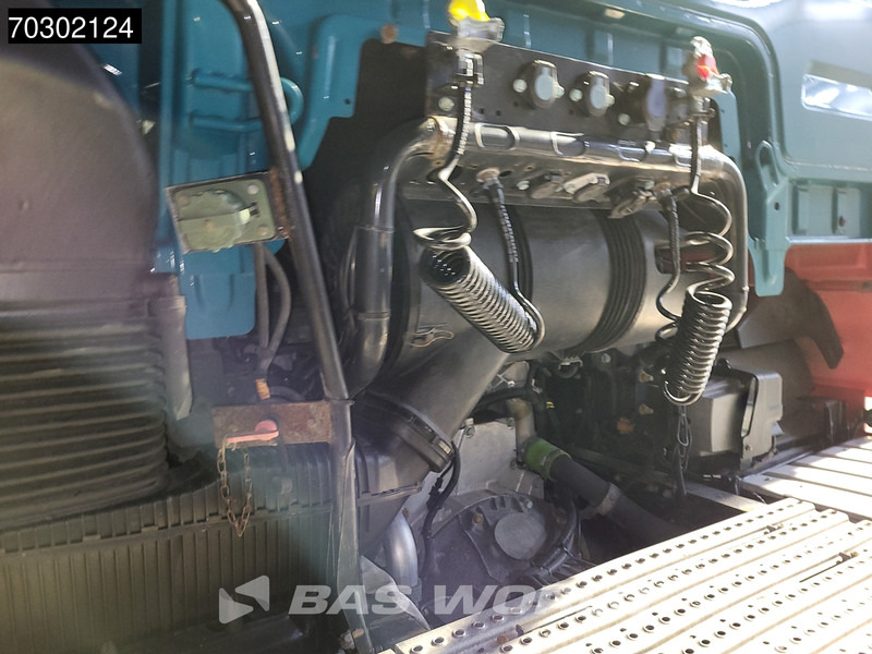 MAN TGX 18.500 6X2 XXL Mega 2xTanks Liftachse - Tegljač: slika 5 MAN TGX 18.500 6X2 XXL Mega 2xTanks Liftachse - Tegljač: slika 5