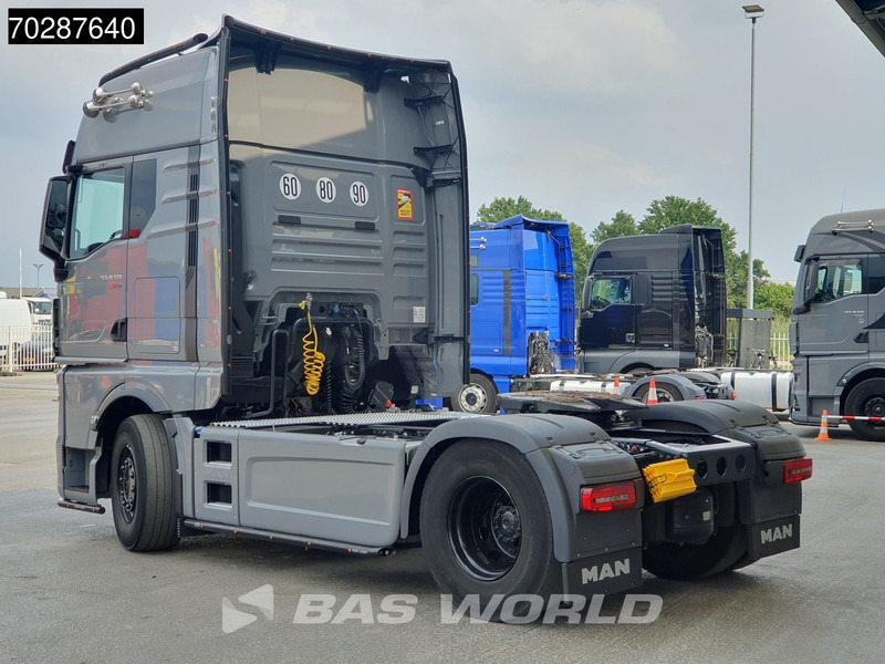 MAN TGX 18.520 4X2 Individual Lion S! GX Retarder Full-Air 2x Tanks Navi LED ACC Euro 6 - Tegljač: slika 2 MAN TGX 18.520 4X2 Individual Lion S! GX Retarder Full-Air 2x Tanks Navi LED ACC Euro 6 - Tegljač: slika 2