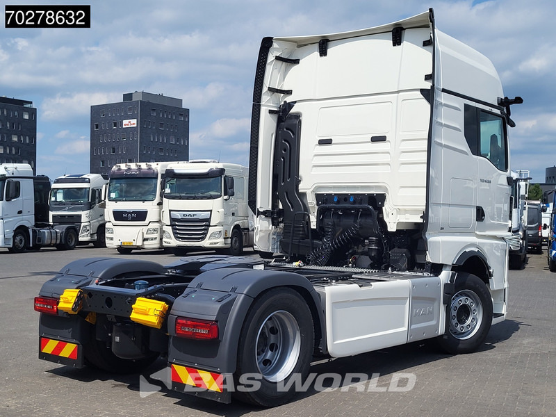 MAN TGX 18.520 4X2 Retarder 2xTanks MirrorCam Standklima ACC Navi LED Euro 6 Nieuw! - Tegljač: slika 5 MAN TGX 18.520 4X2 Retarder 2xTanks MirrorCam Standklima ACC Navi LED Euro 6 Nieuw! - Tegljač: slika 5