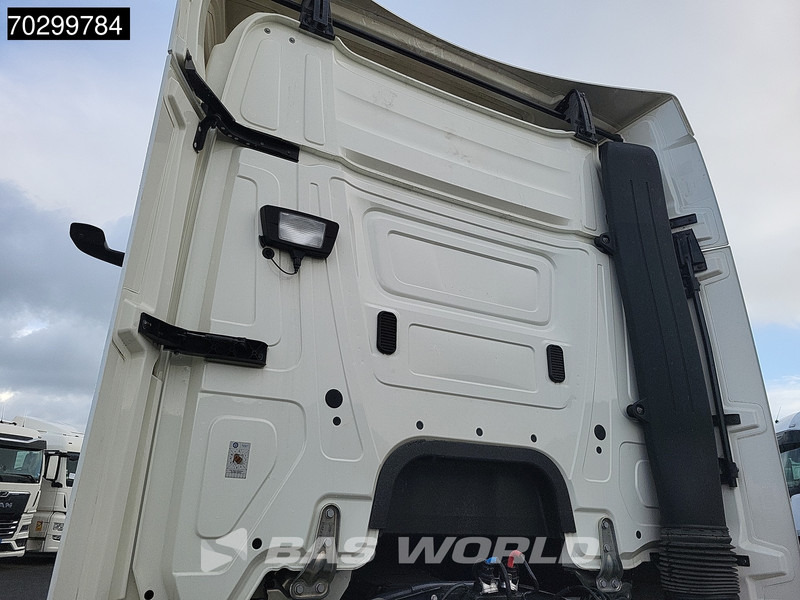 Mercedes-Benz Actros 1842 4X2 StreamSpace Mega Retarder MirrorCam 2xTanks Navi ACC Euro 6 - Tegljač: slika 3 Mercedes-Benz Actros 1842 4X2 StreamSpace Mega Retarder MirrorCam 2xTanks Navi ACC Euro 6 - Tegljač: slika 3