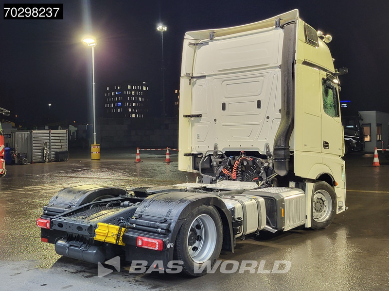 Mercedes-Benz Actros 1845 4X2 Retarder Mega 2xTanks Standklima Xenon Navi ACC Euro 6 - Tegljač: slika 5 Mercedes-Benz Actros 1845 4X2 Retarder Mega 2xTanks Standklima Xenon Navi ACC Euro 6 - Tegljač: slika 5