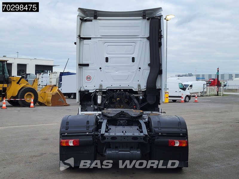Mercedes-Benz Actros 1845 4X2 StreamSpace 2xTanks MirrorCam Standklima Euro 6 - Tegljač: slika 5 Mercedes-Benz Actros 1845 4X2 StreamSpace 2xTanks MirrorCam Standklima Euro 6 - Tegljač: slika 5