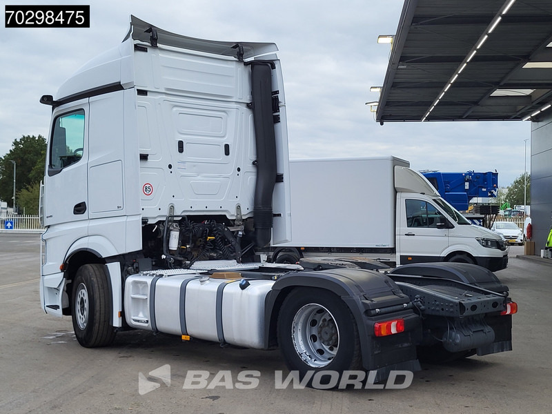 Mercedes-Benz Actros 1845 4X2 StreamSpace 2xTanks MirrorCam Standklima Euro 6 - Tegljač: slika 2 Mercedes-Benz Actros 1845 4X2 StreamSpace 2xTanks MirrorCam Standklima Euro 6 - Tegljač: slika 2