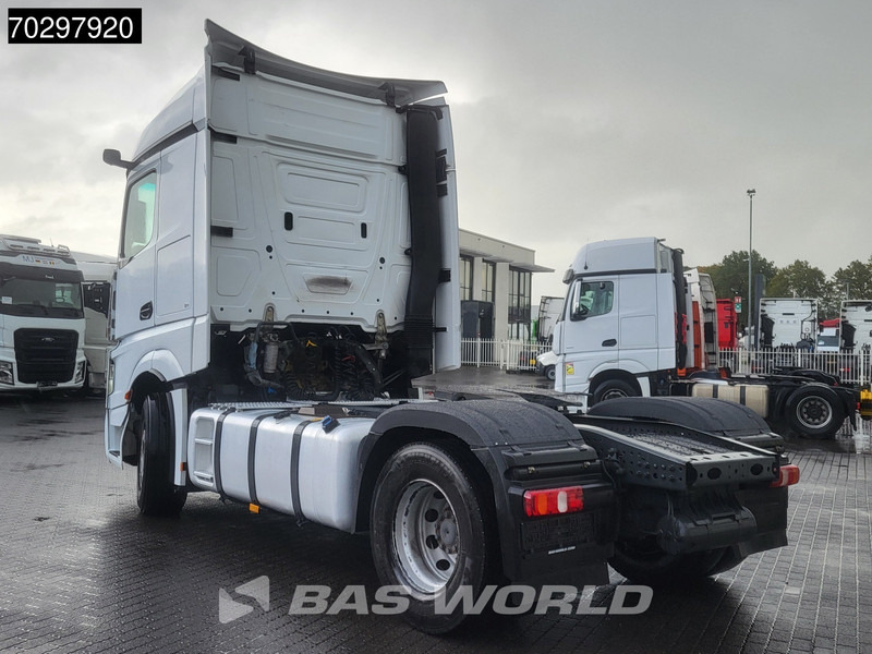 Mercedes-Benz Actros 1845 4X2 StreamSpace 2xTanks Standairco MirrorCam Navi PPC Euro 6 - Tegljač: slika 2 Mercedes-Benz Actros 1845 4X2 StreamSpace 2xTanks Standairco MirrorCam Navi PPC Euro 6 - Tegljač: slika 2