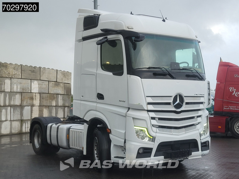 Mercedes-Benz Actros 1845 4X2 StreamSpace 2xTanks Standairco MirrorCam Navi PPC Euro 6 - Tegljač: slika 3 Mercedes-Benz Actros 1845 4X2 StreamSpace 2xTanks Standairco MirrorCam Navi PPC Euro 6 - Tegljač: slika 3