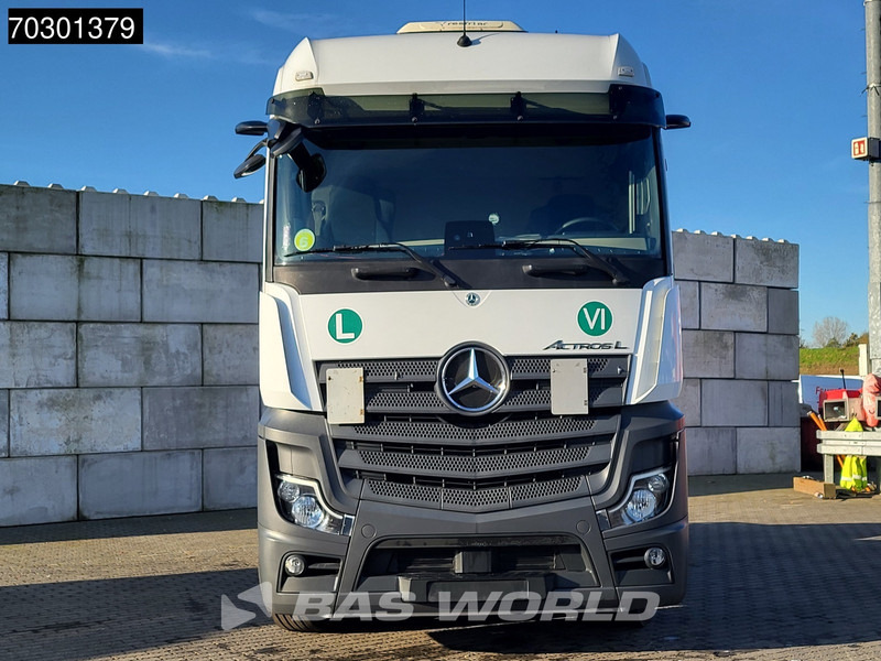 Tegljač Mercedes-Benz Actros 1845 Actros 4X2 BigSpace 2x Tanks: slika 10 Tegljač Mercedes-Benz Actros 1845 Actros 4X2 BigSpace 2x Tanks: slika 10