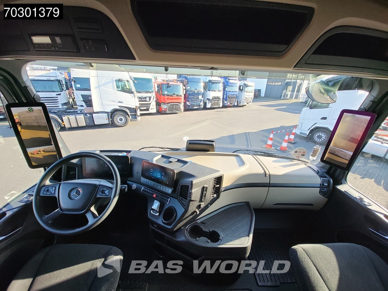 Tegljač Mercedes-Benz Actros 1845 Actros 4X2 BigSpace 2x Tanks: slika 18 Tegljač Mercedes-Benz Actros 1845 Actros 4X2 BigSpace 2x Tanks: slika 18