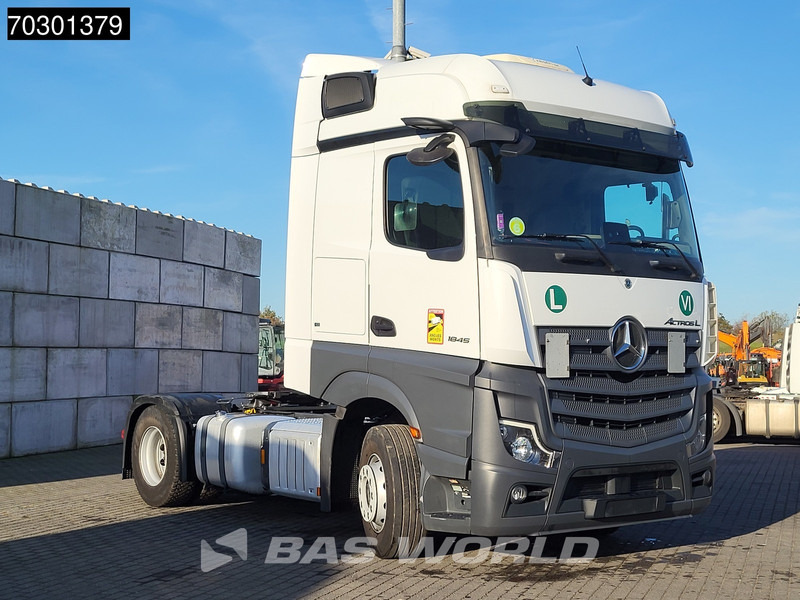 Tegljač Mercedes-Benz Actros 1845 Actros 4X2 BigSpace 2x Tanks: slika 9 Tegljač Mercedes-Benz Actros 1845 Actros 4X2 BigSpace 2x Tanks: slika 9