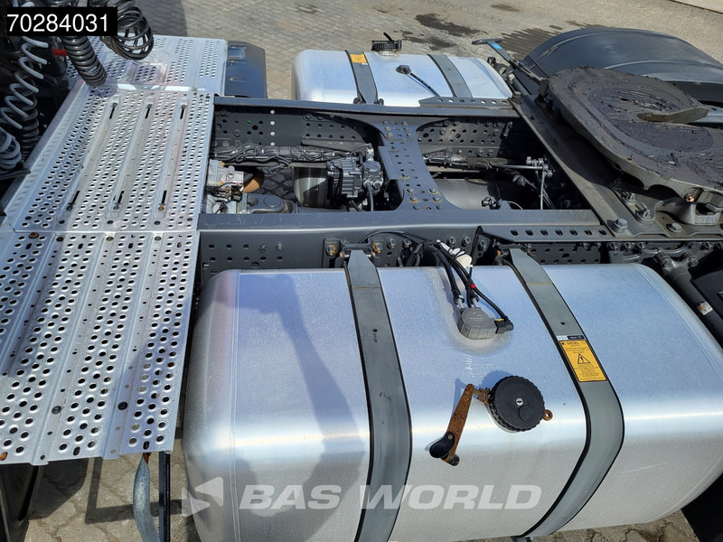 Tegljač Mercedes-Benz Actros 1845 Actros 4X2 BigSpace 2xTanks MirrorCam Euro 6: slika 12