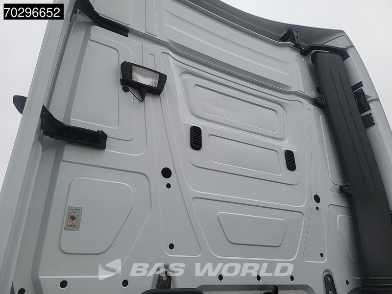 Mercedes-Benz Actros 1848 4X2 BigSpace Retarder Standklima ACC Xenon Euro 6 - Tegljač: slika 5 Mercedes-Benz Actros 1848 4X2 BigSpace Retarder Standklima ACC Xenon Euro 6 - Tegljač: slika 5