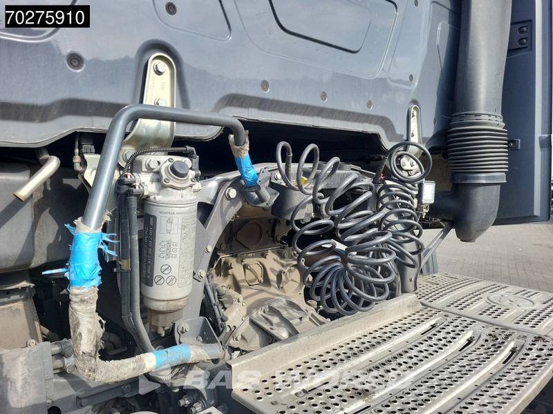 Mercedes-Benz Actros 1851 4X2 BigSpace 2x Tanks - Tegljač: slika 5 Mercedes-Benz Actros 1851 4X2 BigSpace 2x Tanks - Tegljač: slika 5