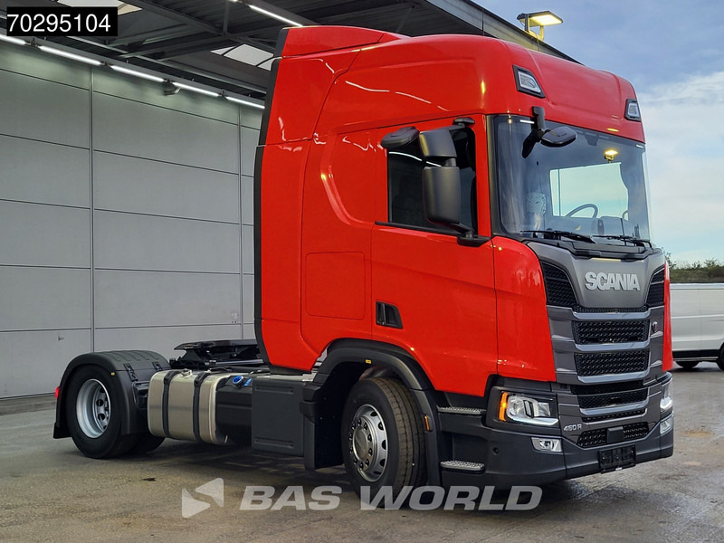 Scania R460 4X2 NEW! Retarder 2xTanks ACC LED Euro 6 - Tegljač: slika 3 Scania R460 4X2 NEW! Retarder 2xTanks ACC LED Euro 6 - Tegljač: slika 3