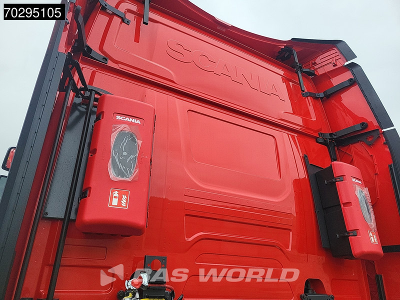 Novu Tegljač Scania R460 4X2 NEW! Retarder 2xTanks ACC LED Euro 6: slika 10 Novu Tegljač Scania R460 4X2 NEW! Retarder 2xTanks ACC LED Euro 6: slika 10