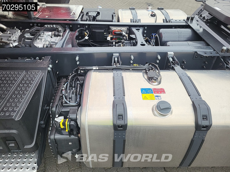 Novu Tegljač Scania R460 4X2 NEW! Retarder 2xTanks ACC LED Euro 6: slika 12 Novu Tegljač Scania R460 4X2 NEW! Retarder 2xTanks ACC LED Euro 6: slika 12