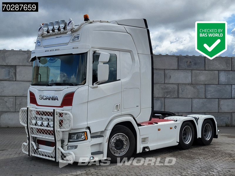 Scania R590 R 6X4 Full-Air Retarder Standklima Leather LED - Tegljač: slika 1 Scania R590 R 6X4 Full-Air Retarder Standklima Leather LED - Tegljač: slika 1
