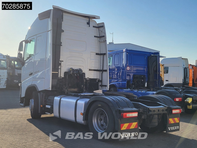 Volvo FH 500 FH 4X2 XL 2xTanks VEB+ Xenon Navi Euro 6 - Tegljač: slika 2 Volvo FH 500 FH 4X2 XL 2xTanks VEB+ Xenon Navi Euro 6 - Tegljač: slika 2