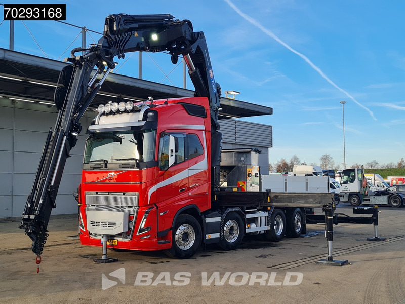 Volvo FH16 650 FH16 8X2 Tractorhead HMF 7020K-RCS Crane + Fly-Jib Lift+Steering Axle Navi ACC - Tegljač: slika 5 Volvo FH16 650 FH16 8X2 Tractorhead HMF 7020K-RCS Crane + Fly-Jib Lift+Steering Axle Navi ACC - Tegljač: slika 5
