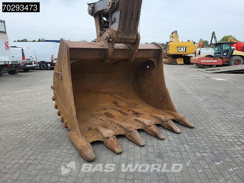 Bager guseničar Volvo EC700 C L: slika 12