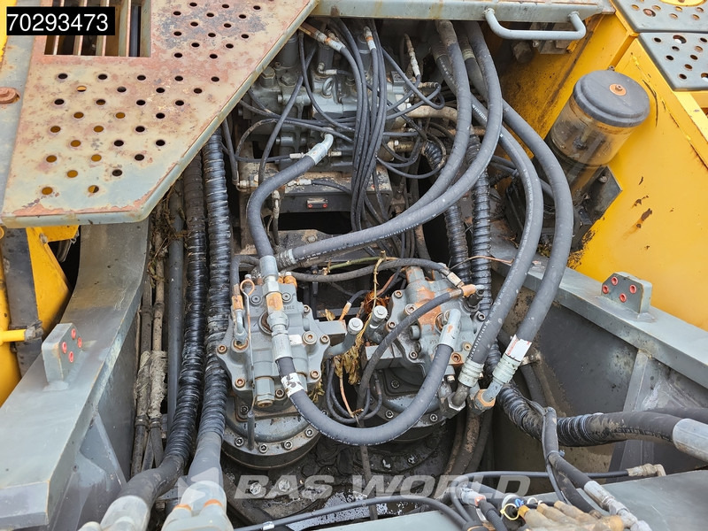 Bager guseničar Volvo EC700 C L: slika 20