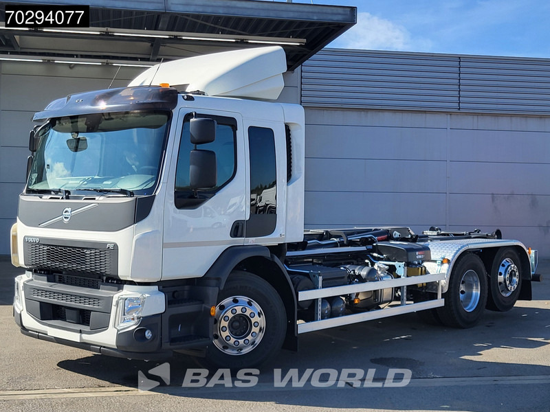 Volvo FE 320 6X2 NEW HIAB 21Tons Abrollkipper Lift+Lenkachse Automatic Euro 6 - Kamion sa hidrauličnom kukom: slika 3 Volvo FE 320 6X2 NEW HIAB 21Tons Abrollkipper Lift+Lenkachse Automatic Euro 6 - Kamion sa hidrauličnom kukom: slika 3