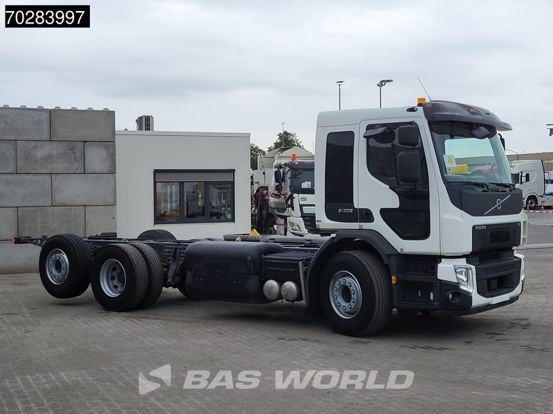 Volvo FE 320 FE 6X2 CNG! Full Air suspension Lift+steering Axle Retarder Euro 6 - Kamion sa golom šasijom i zatvorenom kabinom: slika 3 Volvo FE 320 FE 6X2 CNG! Full Air suspension Lift+steering Axle Retarder Euro 6 - Kamion sa golom šasijom i zatvorenom kabinom: slika 3