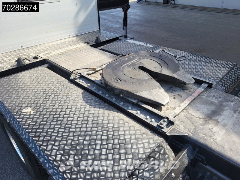 Volvo FH16 650 FH16 8X2 HMF 7020K-RCS Crane + Fly-Jib Lift+Steering-Axle Navi LED ACC Euro 6 - Kamion sa tovarnim sandukom, Kamion sa dizalicom: slika 3 Volvo FH16 650 FH16 8X2 HMF 7020K-RCS Crane + Fly-Jib Lift+Steering-Axle Navi LED ACC Euro 6 - Kamion sa tovarnim sandukom, Kamion sa dizalicom: slika 3