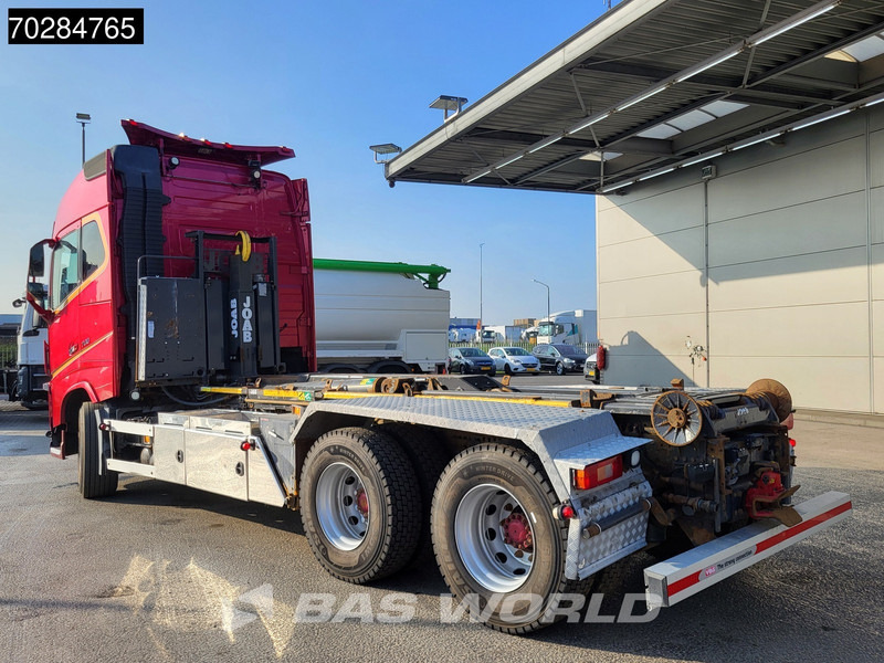 Volvo FH16 700 FH16 6X4 Full Air 20t Hook Xenon Euro 5 - Kamion sa hidrauličnom kukom: slika 3 Volvo FH16 700 FH16 6X4 Full Air 20t Hook Xenon Euro 5 - Kamion sa hidrauličnom kukom: slika 3
