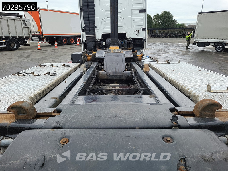 Kamion sa hidrauličnom kukom Volvo FH16 750 FH16 6X2 HIAB Multilift XR21S61 Hooklift Lift+steering Axle Automatic Euro 6: slika 15