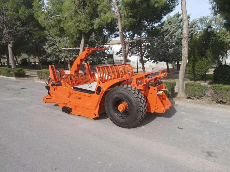 Agrotécnica TH48 - Strugač: slika 2 Agrotécnica TH48 - Strugač: slika 2