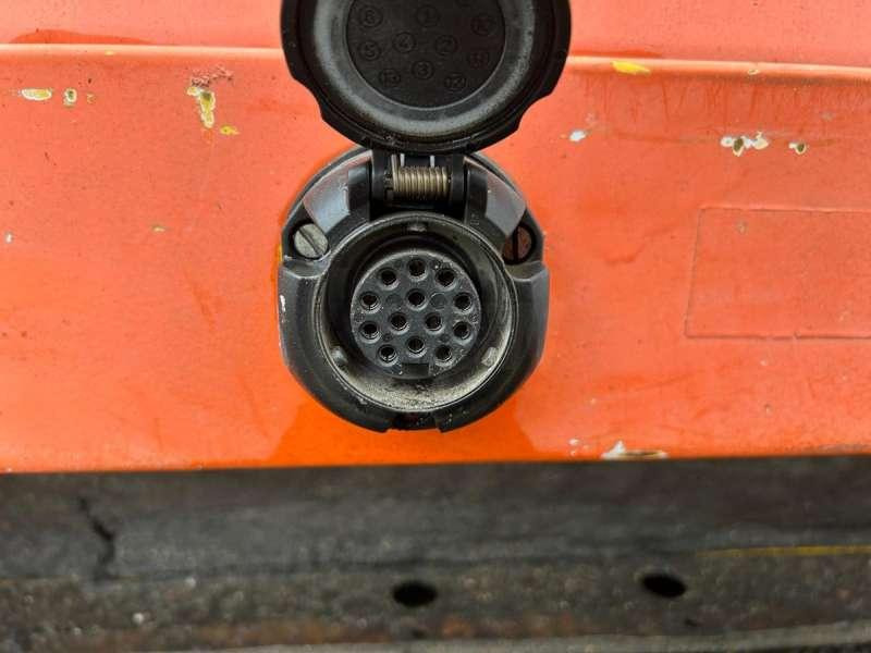 Kompresor za vazduh Atlas copco XAS55DD: slika 10